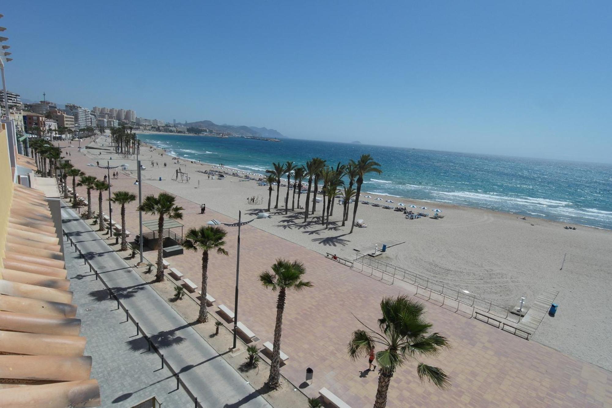 Ata, Moderno Atico En Primera Linea En El Casco Antiguo Villajoyosa Exterior foto